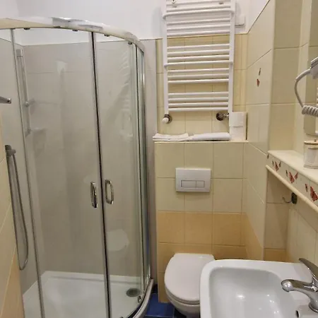 Roza Bed & Breakfast