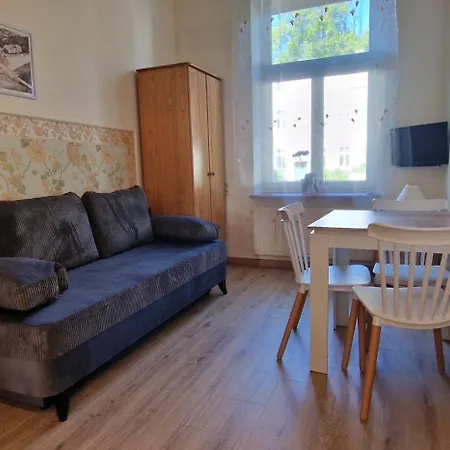 Bed and breakfast Roza 3*