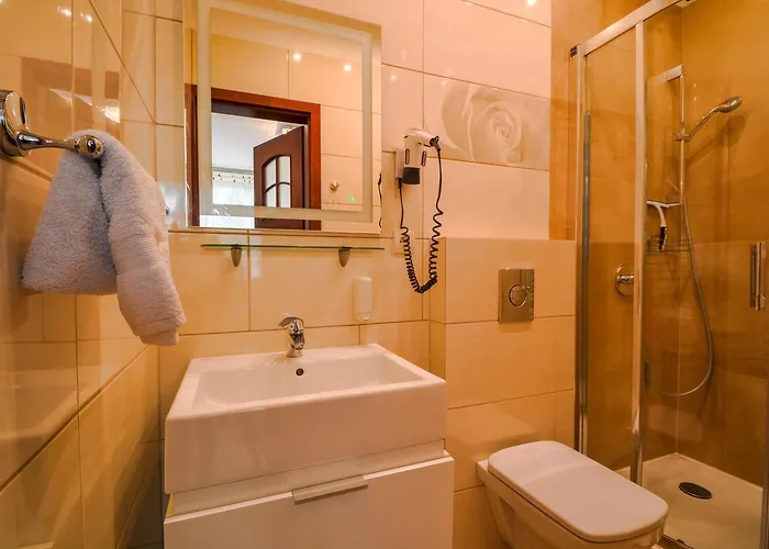 Roza فندق مبيت وإفطار 3*