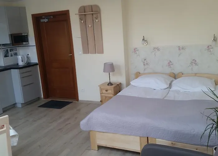 Roza فندق مبيت وإفطار