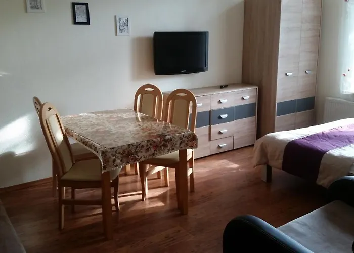 Roza Bed & Breakfast